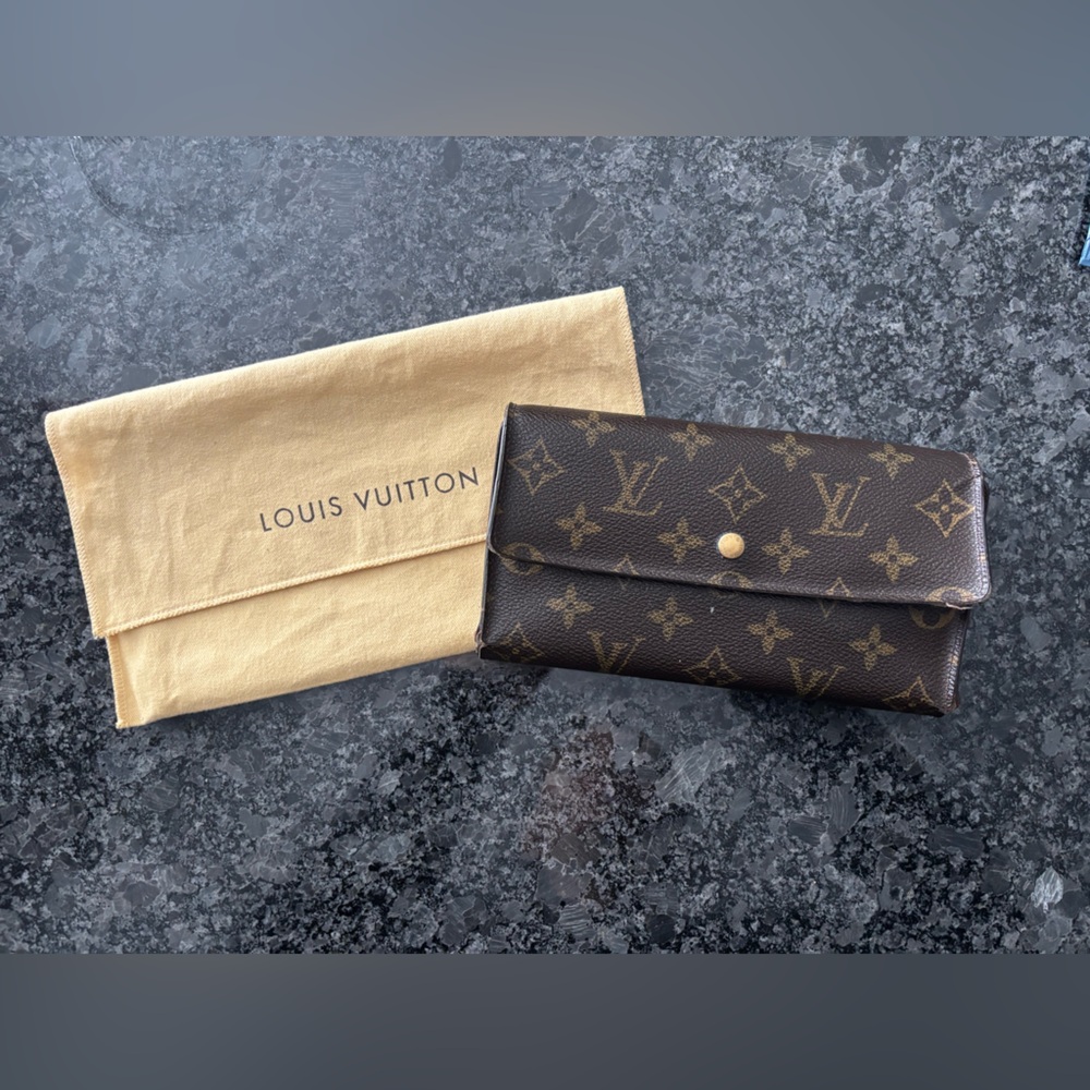Louis Vuitton Sarah Wallet Brown Monogram
